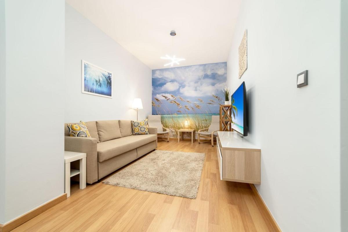 -Malagasunapts- Stylish City Centre Pool&Parking エクステリア 写真